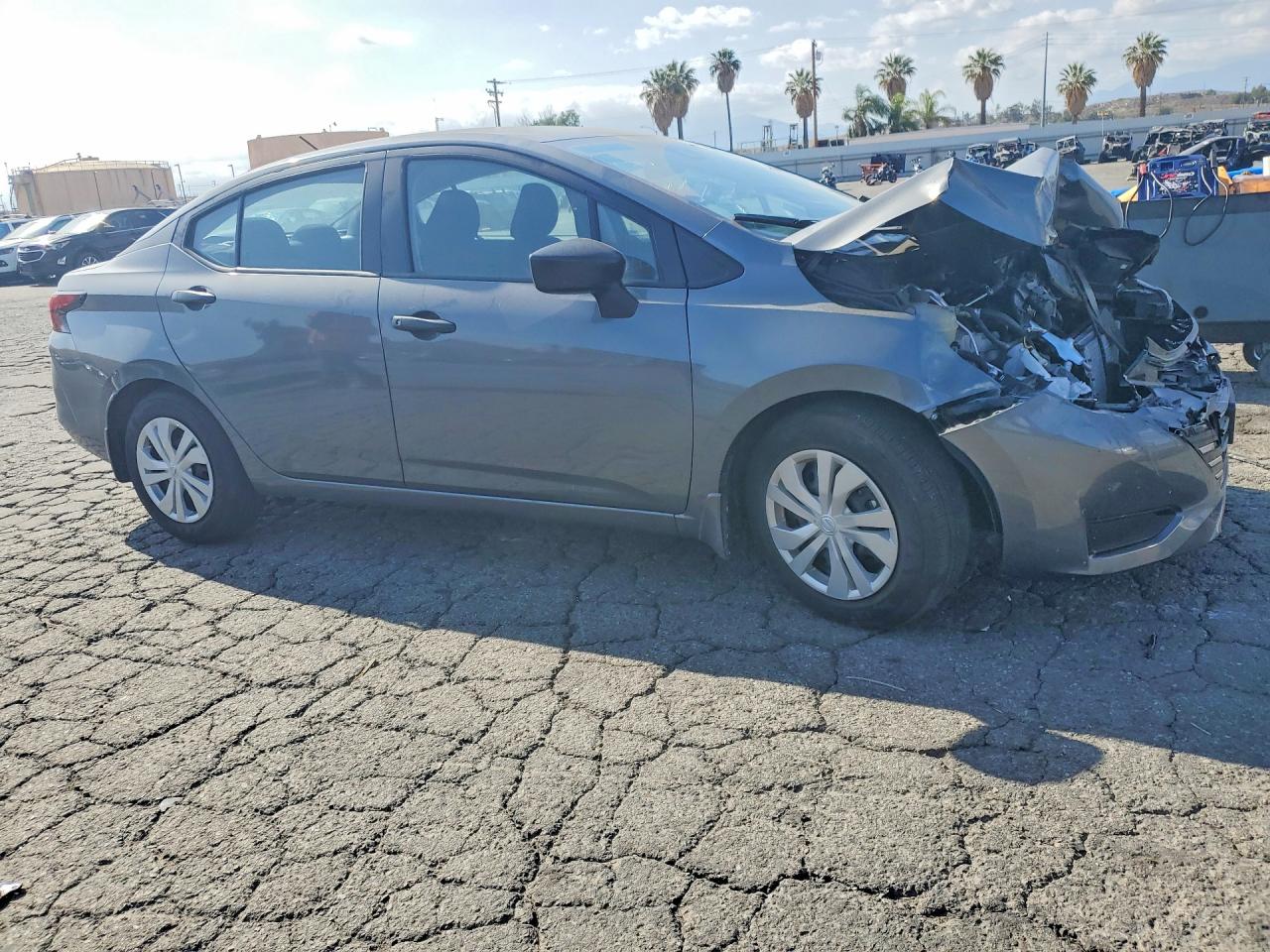 Nissan Versa S