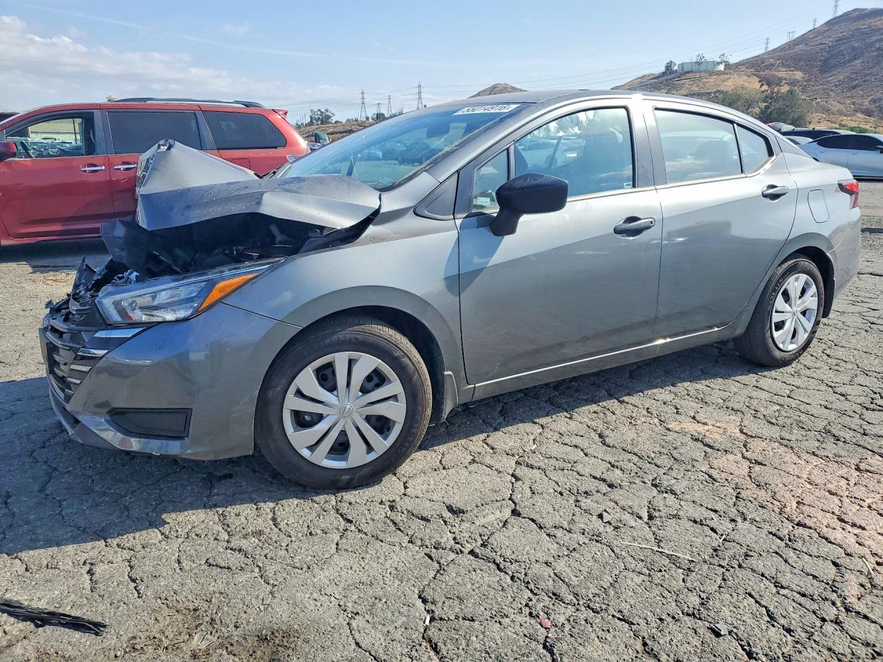 Salvage Nissan Versa Image