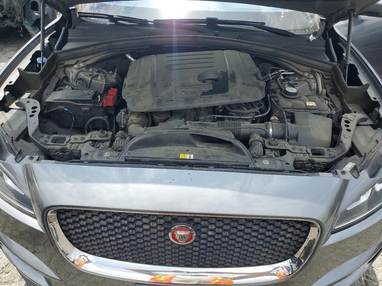 Jaguar F-PACE Prestige