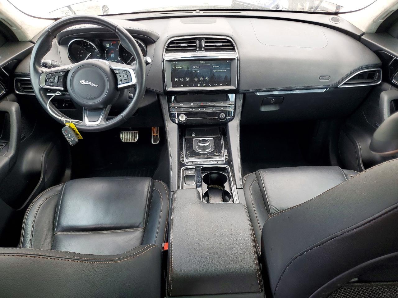 Jaguar F-PACE Prestige