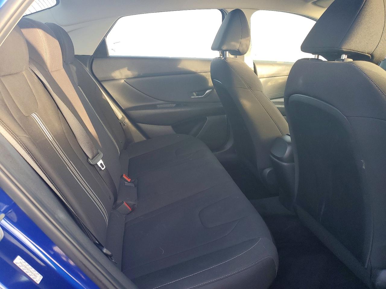 Hyundai ELANTRA Blue