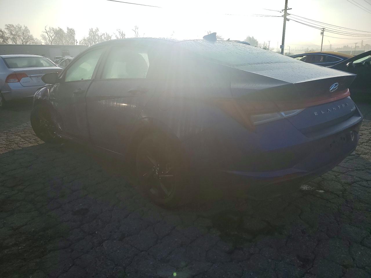 Hyundai ELANTRA Blue