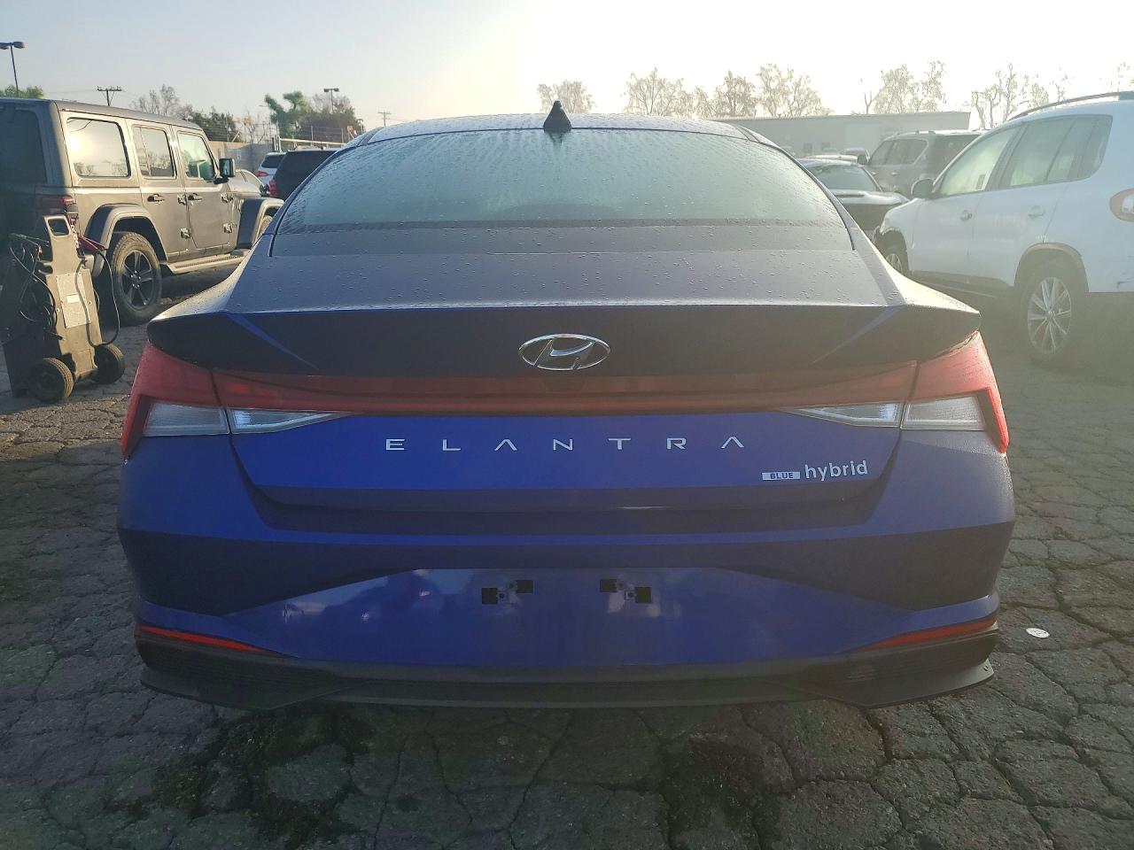 Hyundai ELANTRA Blue