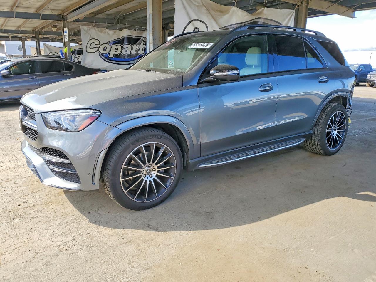 Salvage Mercedes-Benz GLE Image