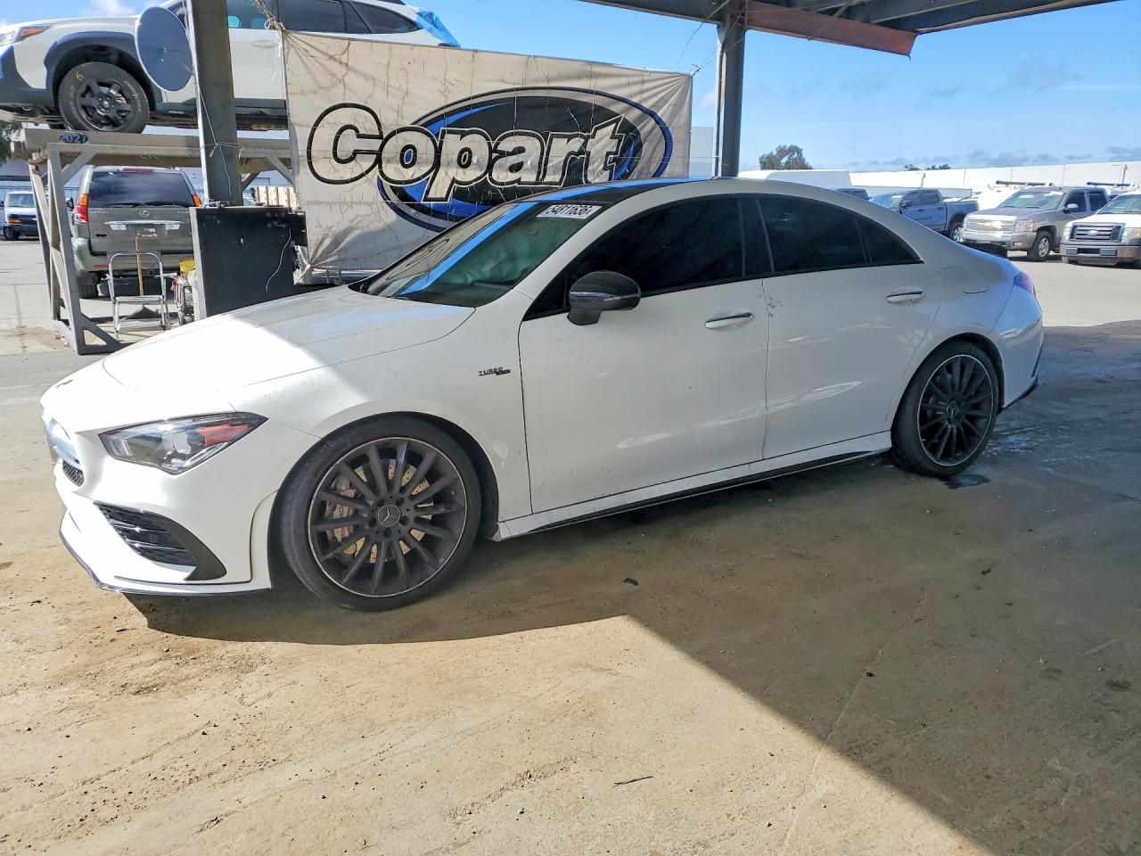 Salvage Mercedes-Benz Cla-class Image