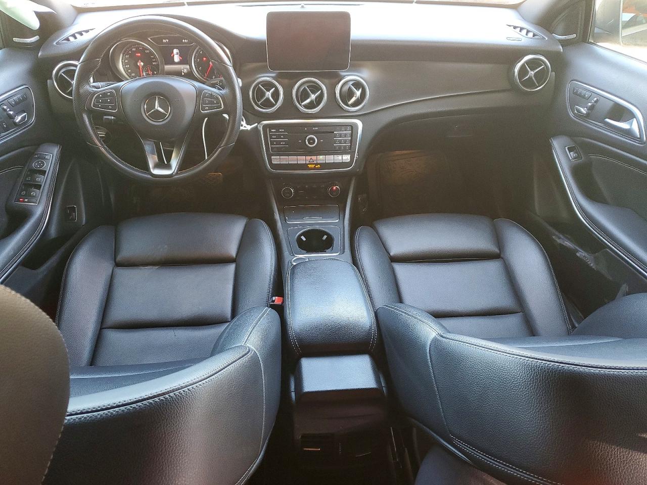 Mercedes-Benz GLA 250 4matic