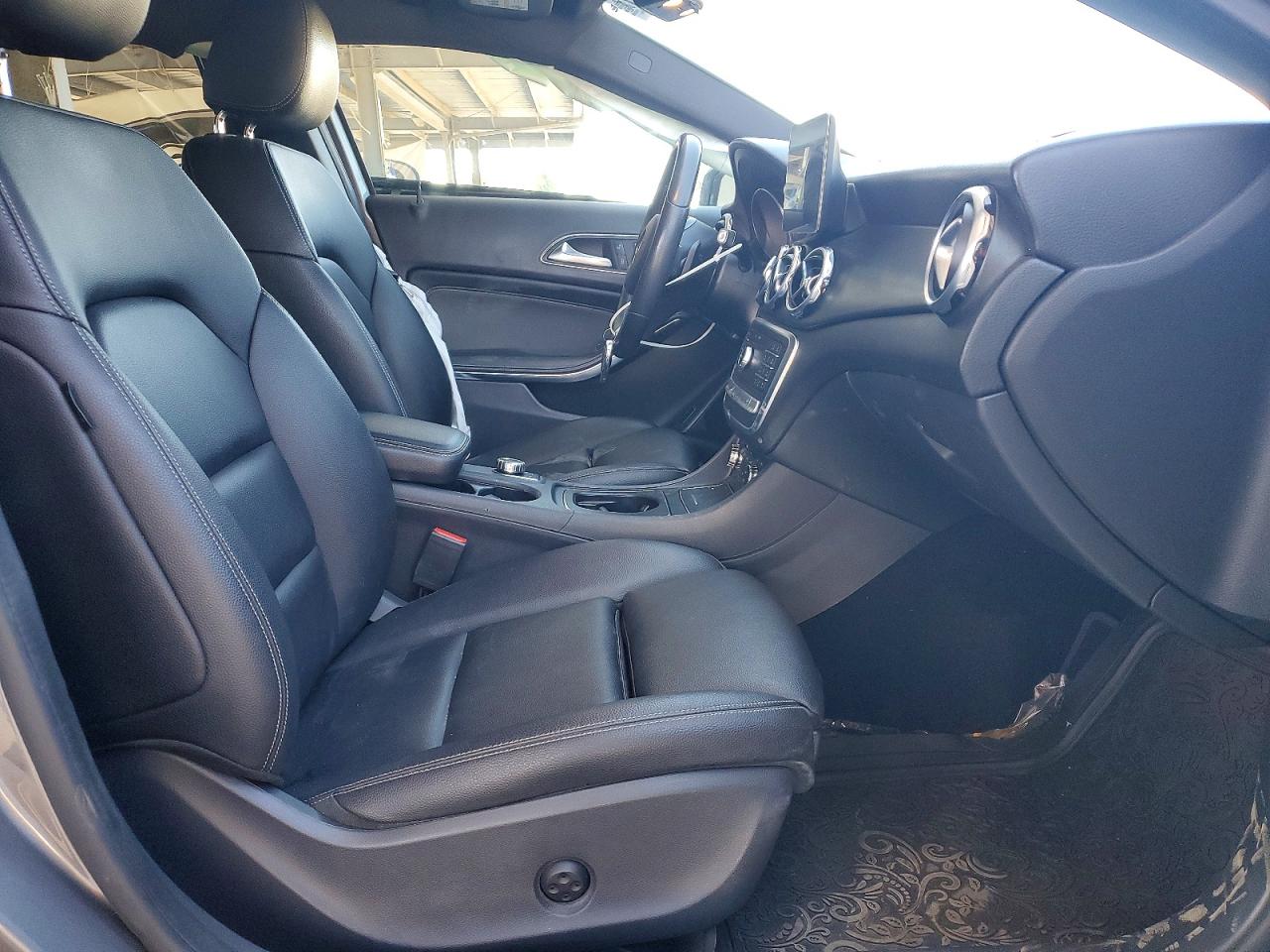 Mercedes-Benz GLA 250 4matic