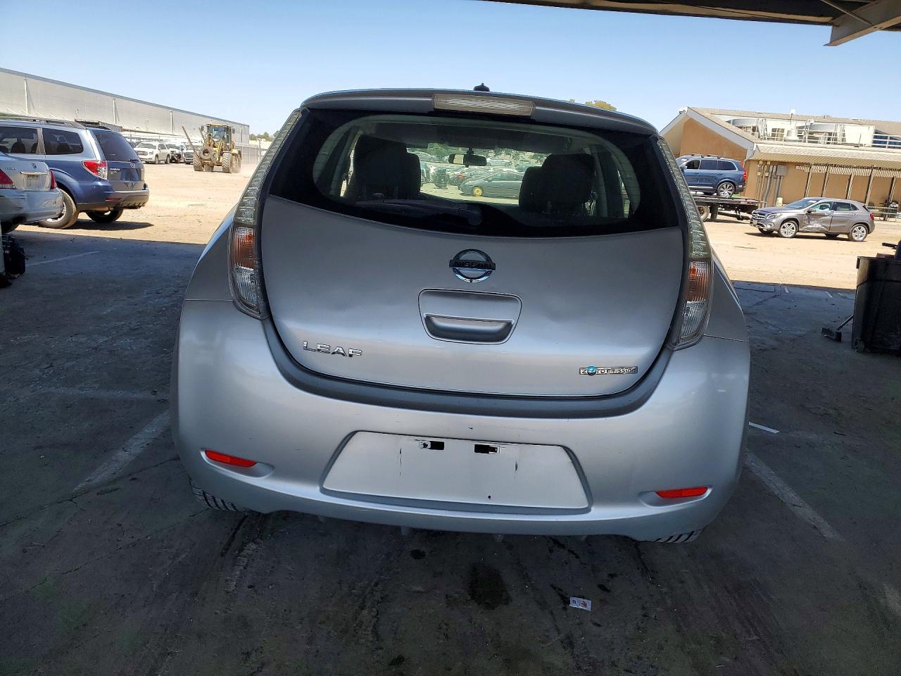 Nissan LEAF S