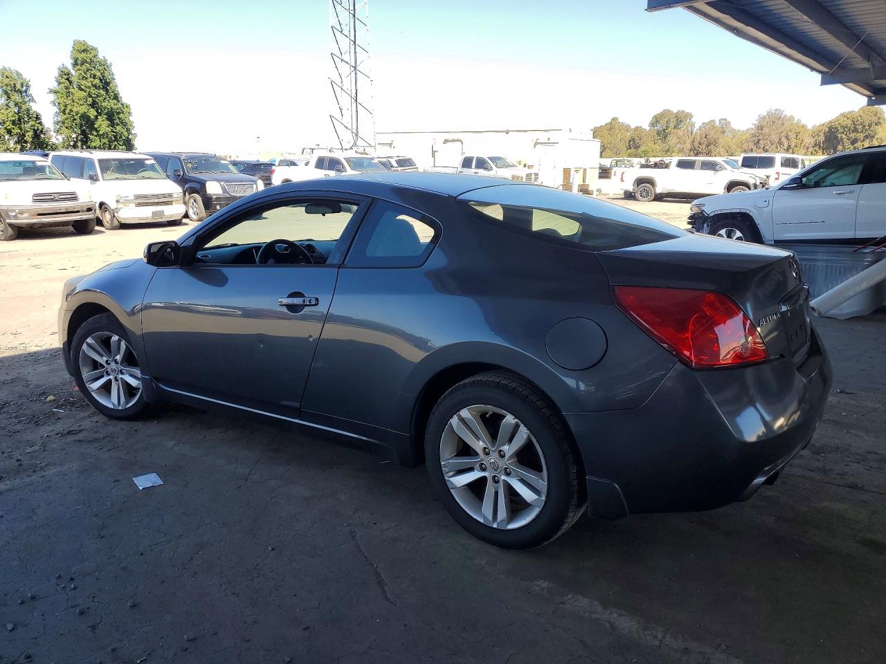Nissan Altima S