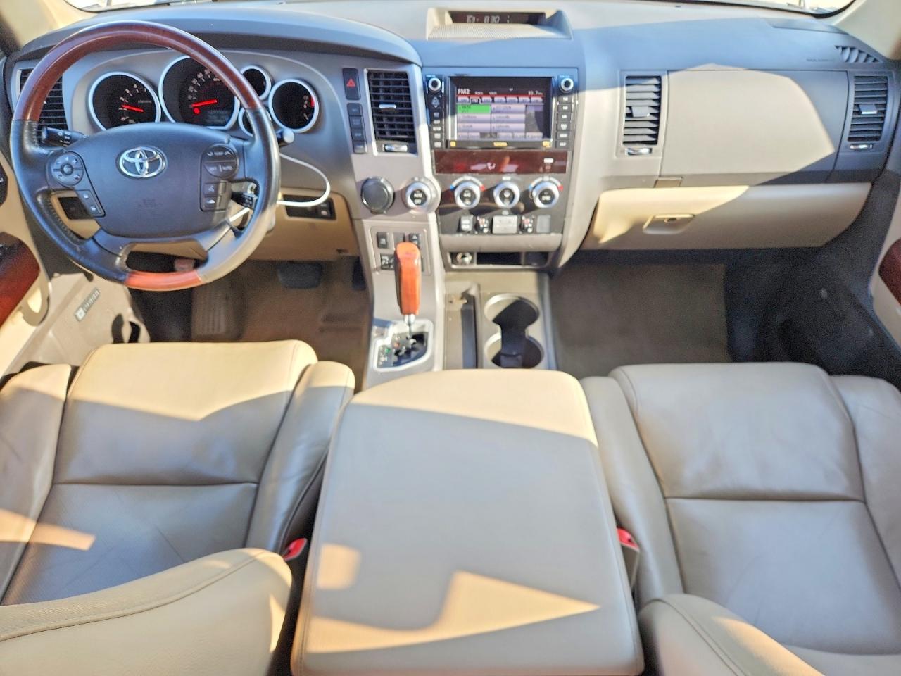 Toyota Sequoia Platinum