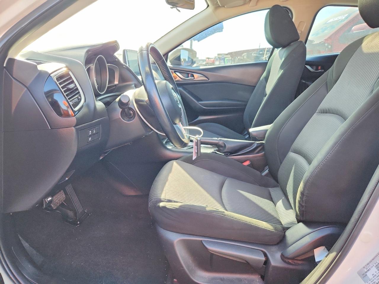 Mazda 3 Touring