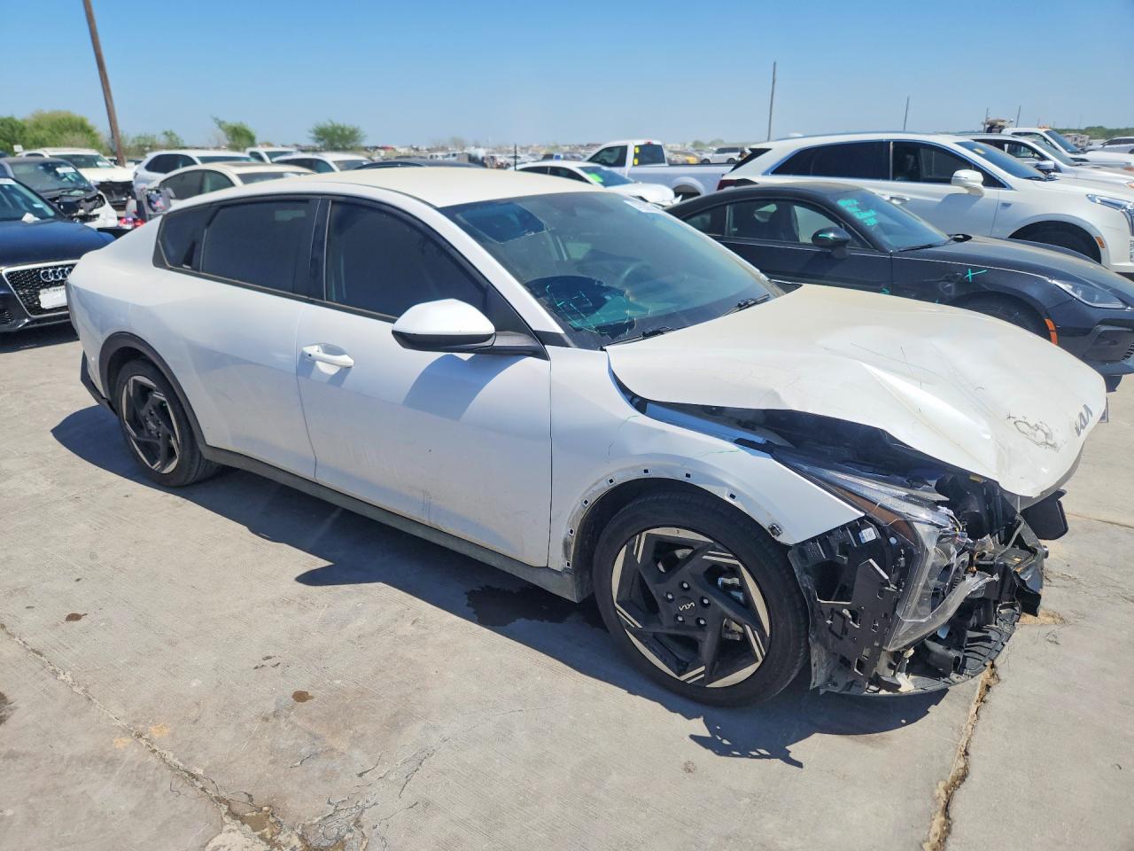 Kia K4 Ex