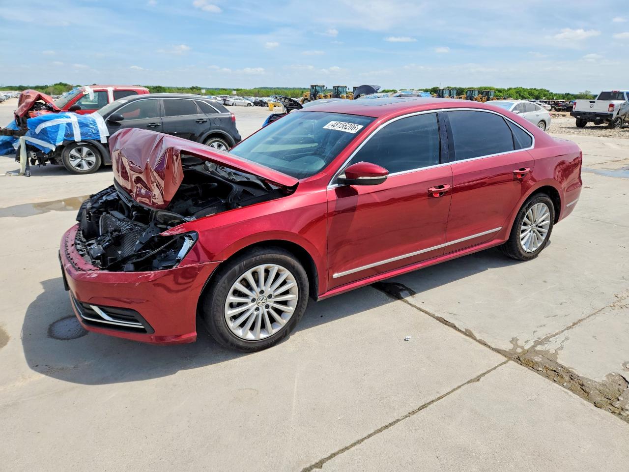Salvage Volkswagen Passat Image