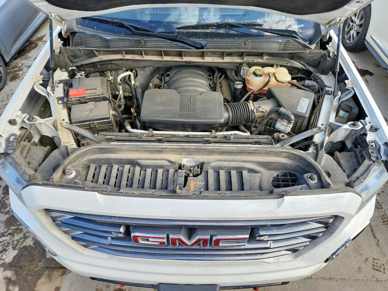 GMC Sierra K1500 At4
