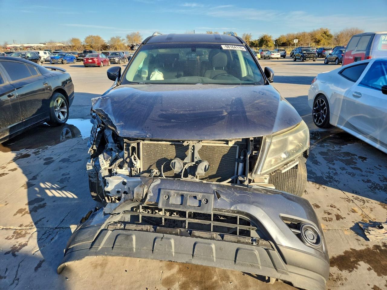 Nissan Pathfinder S
