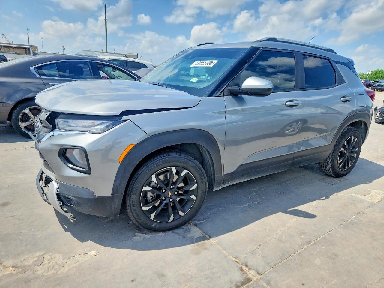 Salvage Chevrolet Trailblaze Image