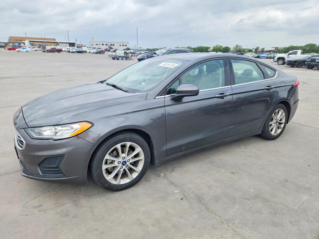 Salvage Ford Fusion Image