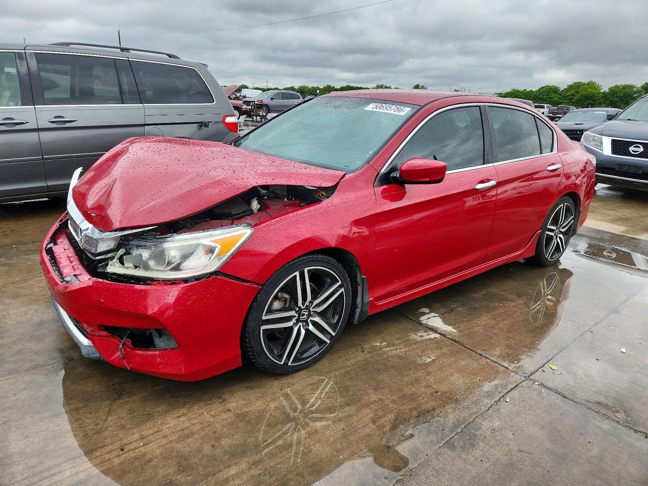 Salvage Honda Accord Image
