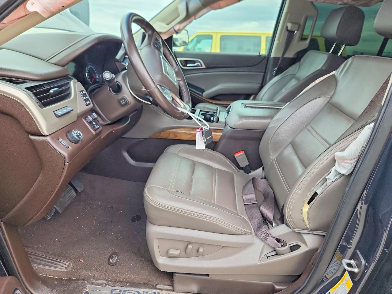GMC Yukon Denali