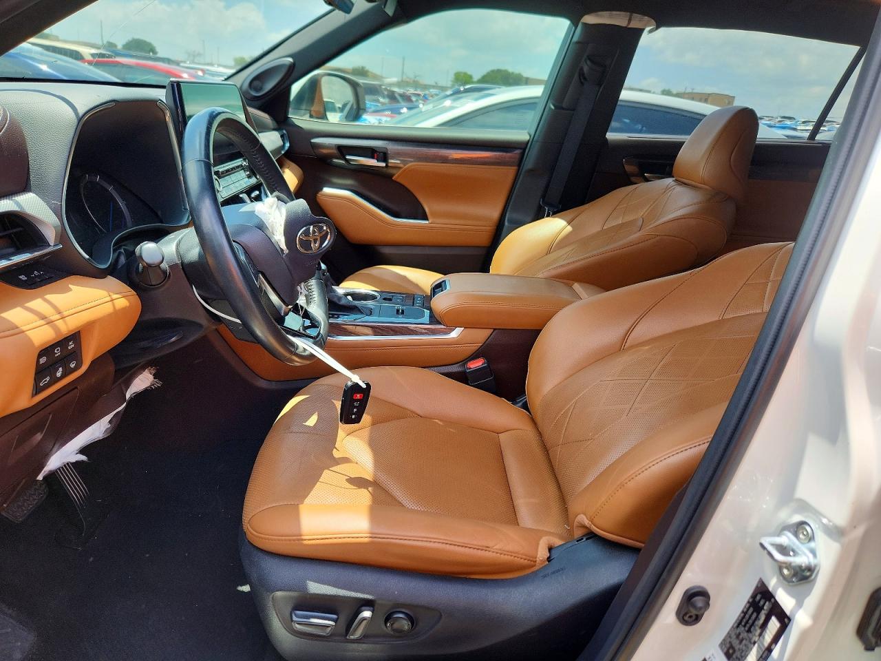 Toyota Highlander Hybrid Platinum