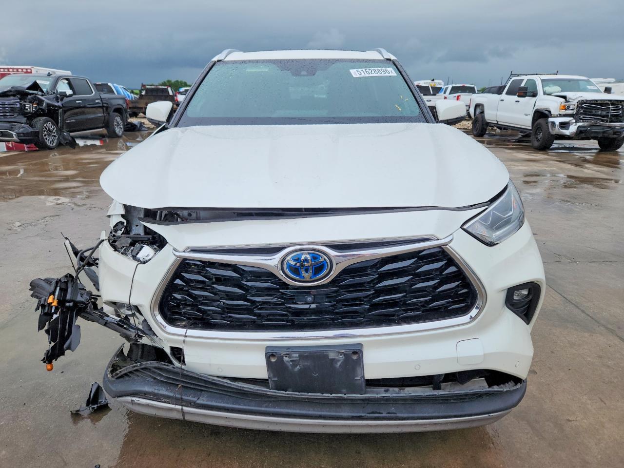 Toyota Highlander Hybrid Platinum