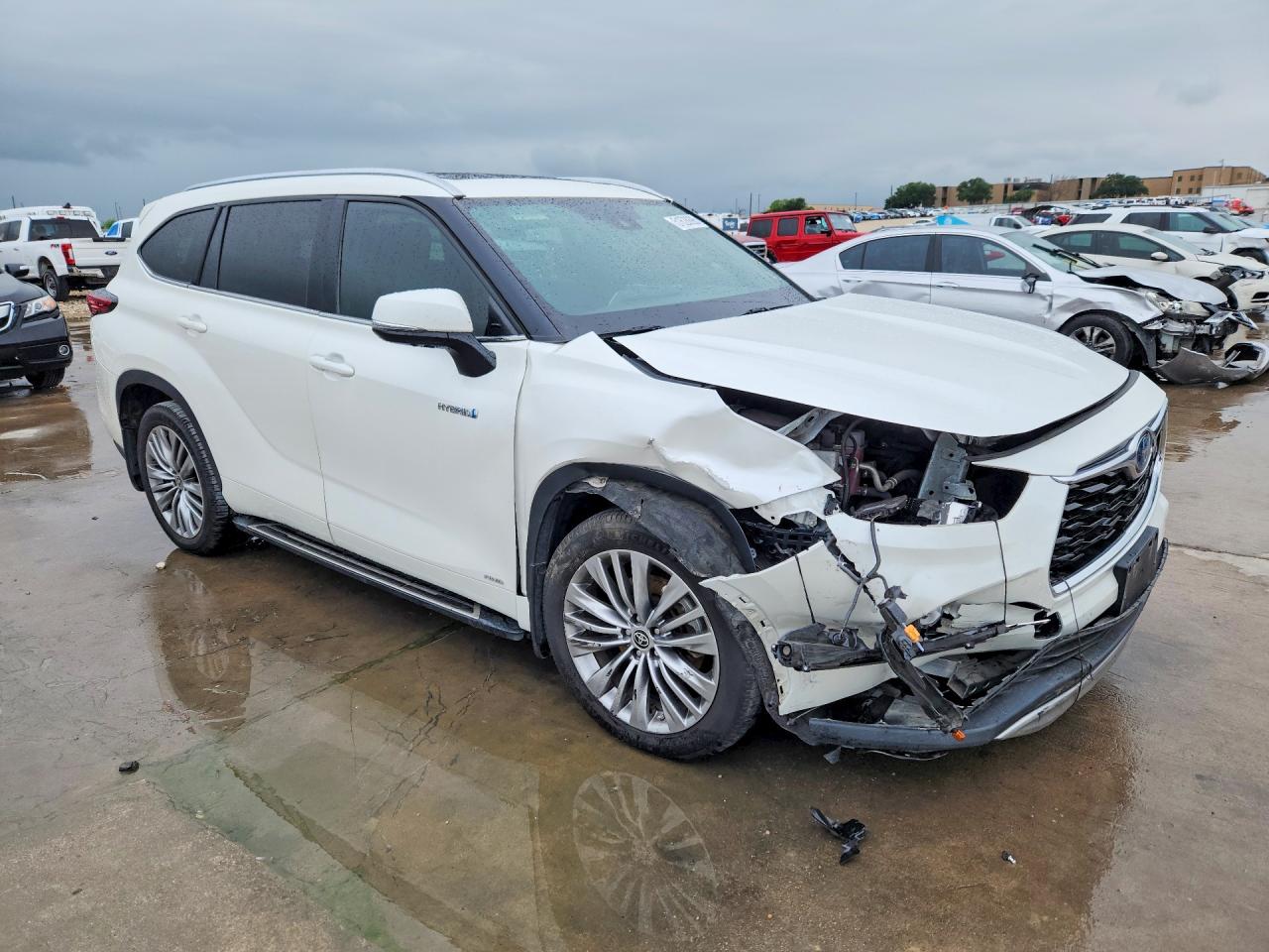 Toyota Highlander Hybrid Platinum