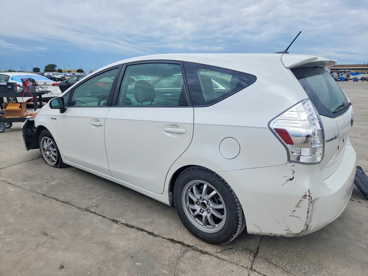 Toyota Prius v Three