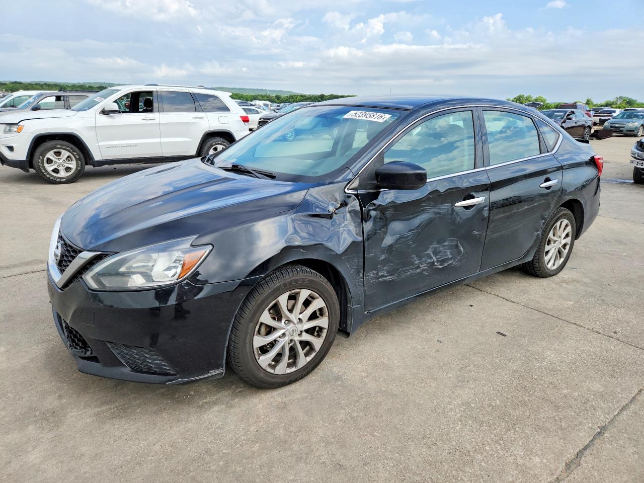 Salvage Nissan Sentra Image