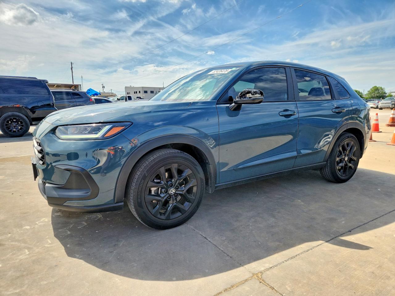 Salvage Honda HR-V Image