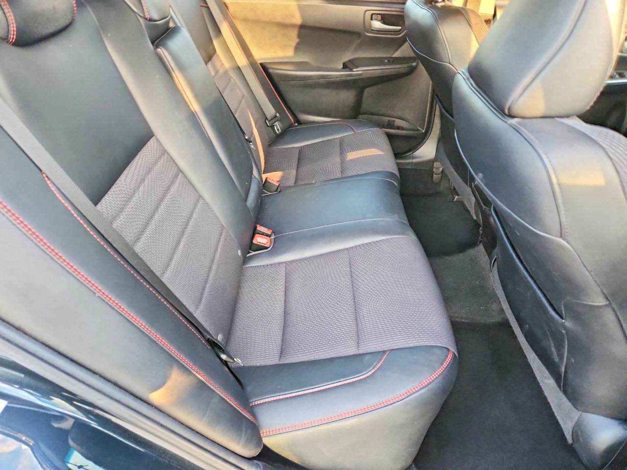 Toyota Camry Se
