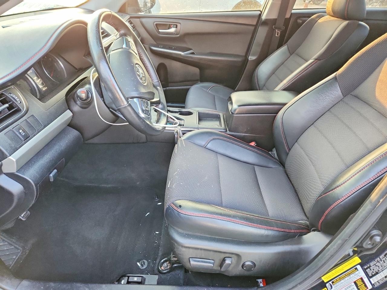 Toyota Camry Se