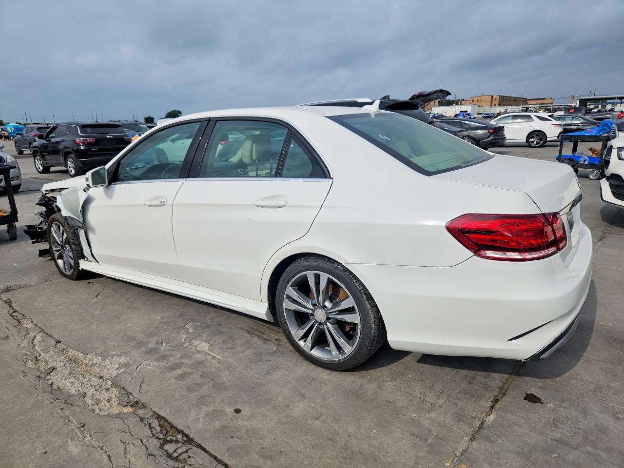 Mercedes-Benz E-Class 350