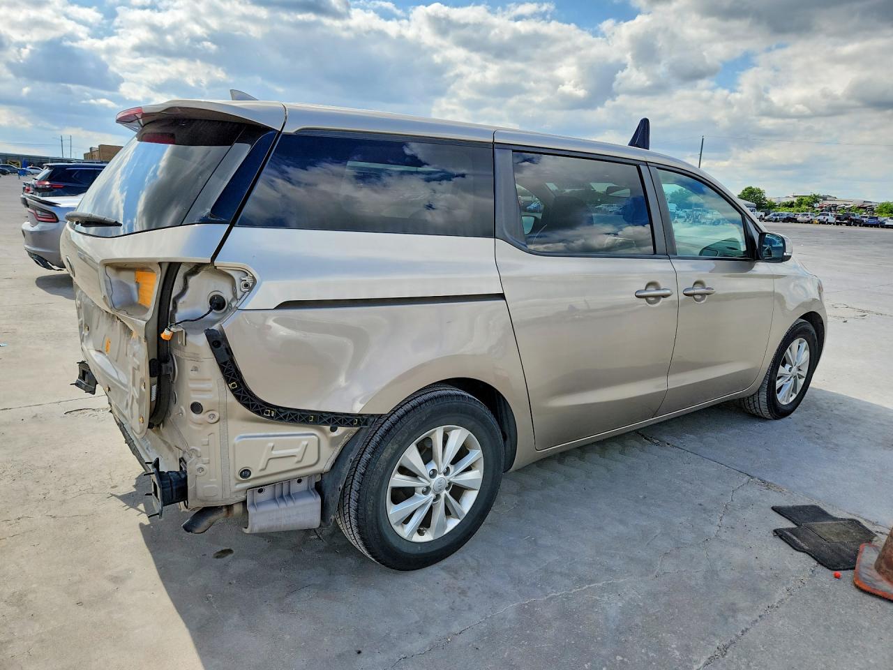 Kia Sedona Lx
