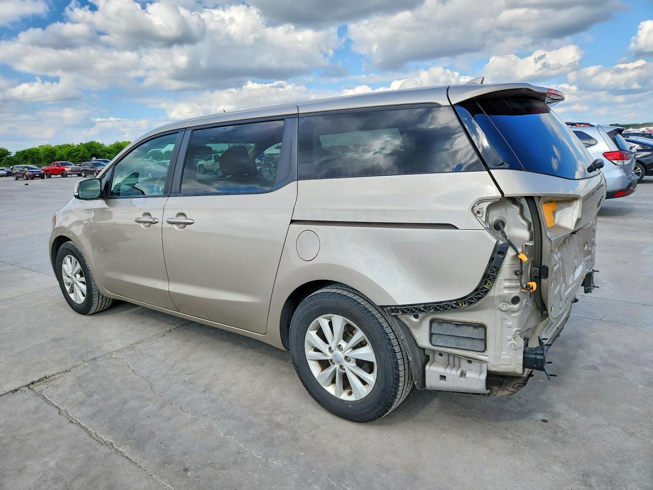 Kia Sedona Lx