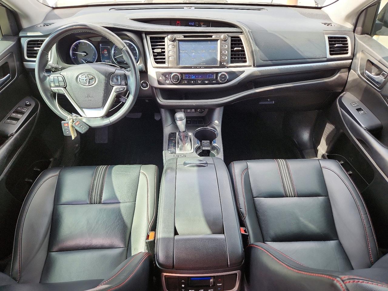 Toyota Highlander Se