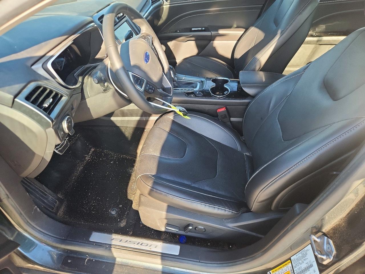 Ford Fusion Titanium Hev
