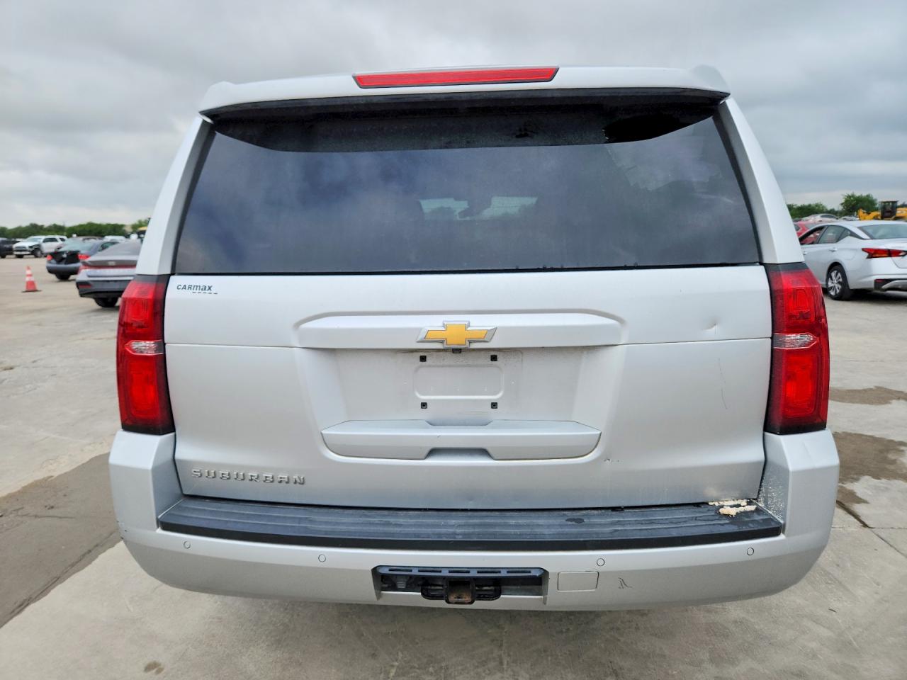 Chevrolet Suburban C1500 Lt