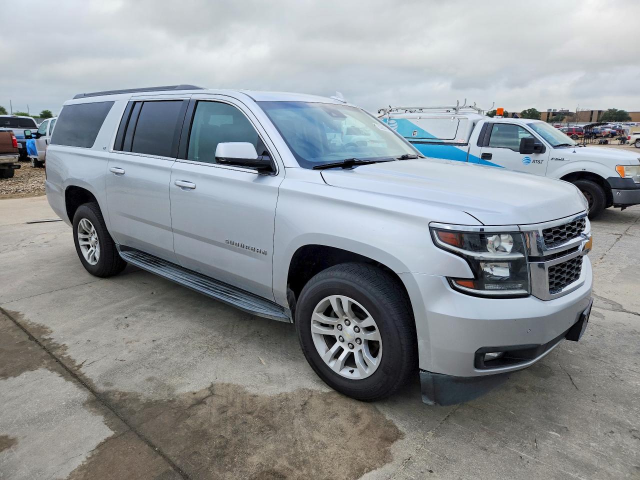 Chevrolet Suburban C1500 Lt