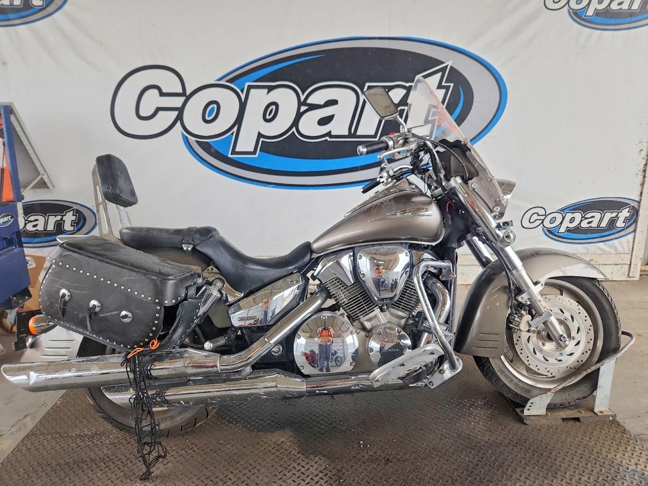 Salvage Honda Vtx Cycle Image