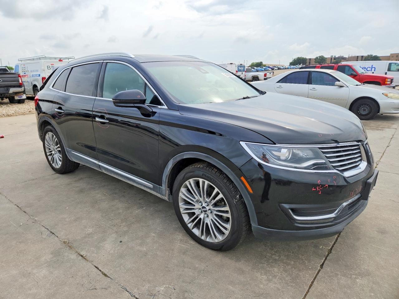 Lincoln MKX Reserve