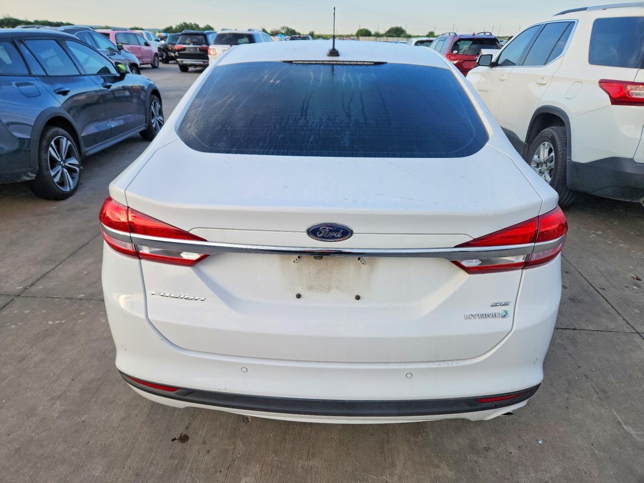 Ford Fusion Se Hybrid