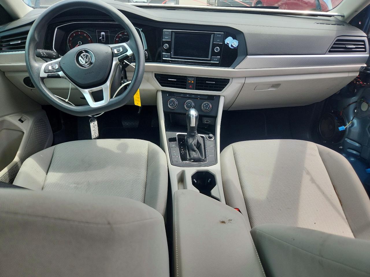 Volkswagen Jetta S
