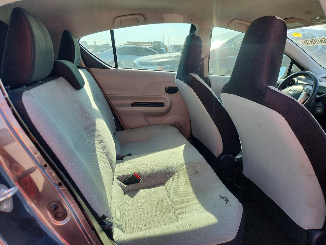 Toyota Prius c One