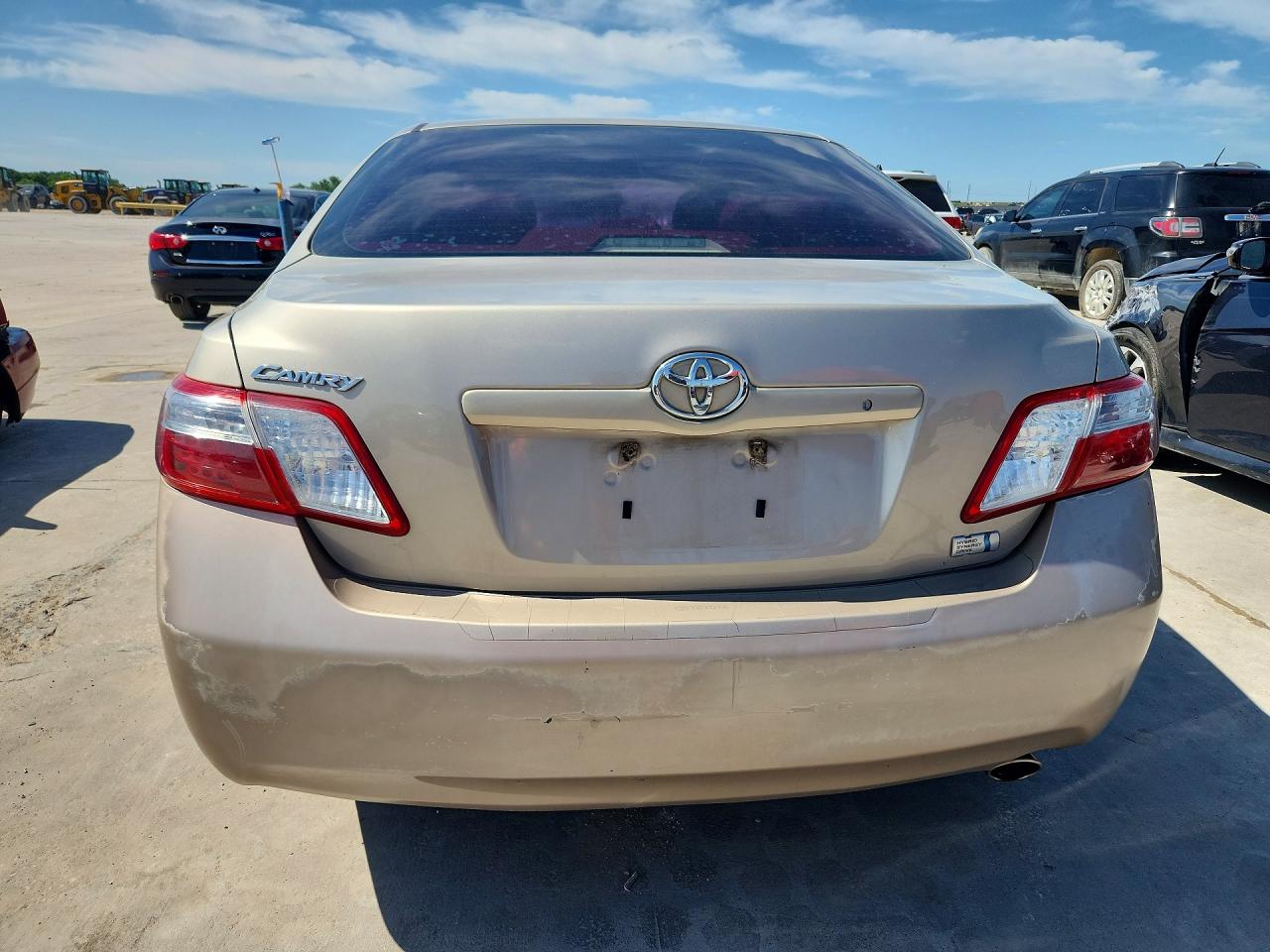 Toyota Camry Hybrid