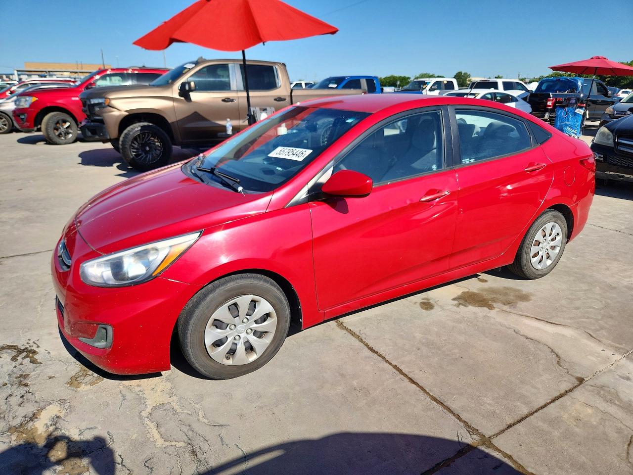 Salvage Hyundai ACCENT Image