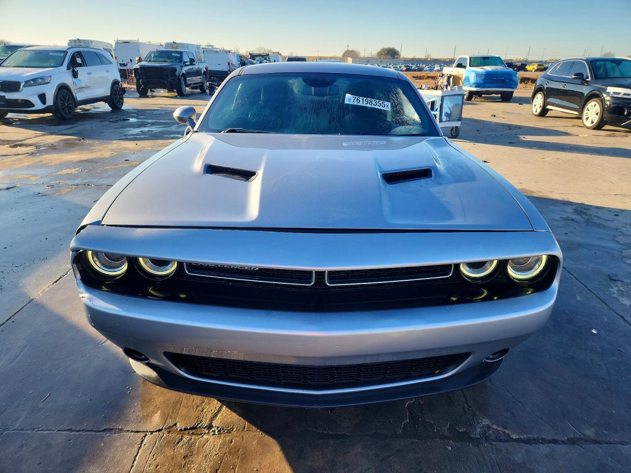 Dodge Challenger Sxt