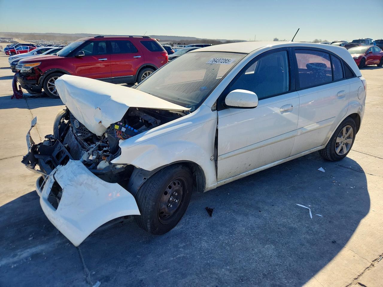 Salvage Kia Rio Image