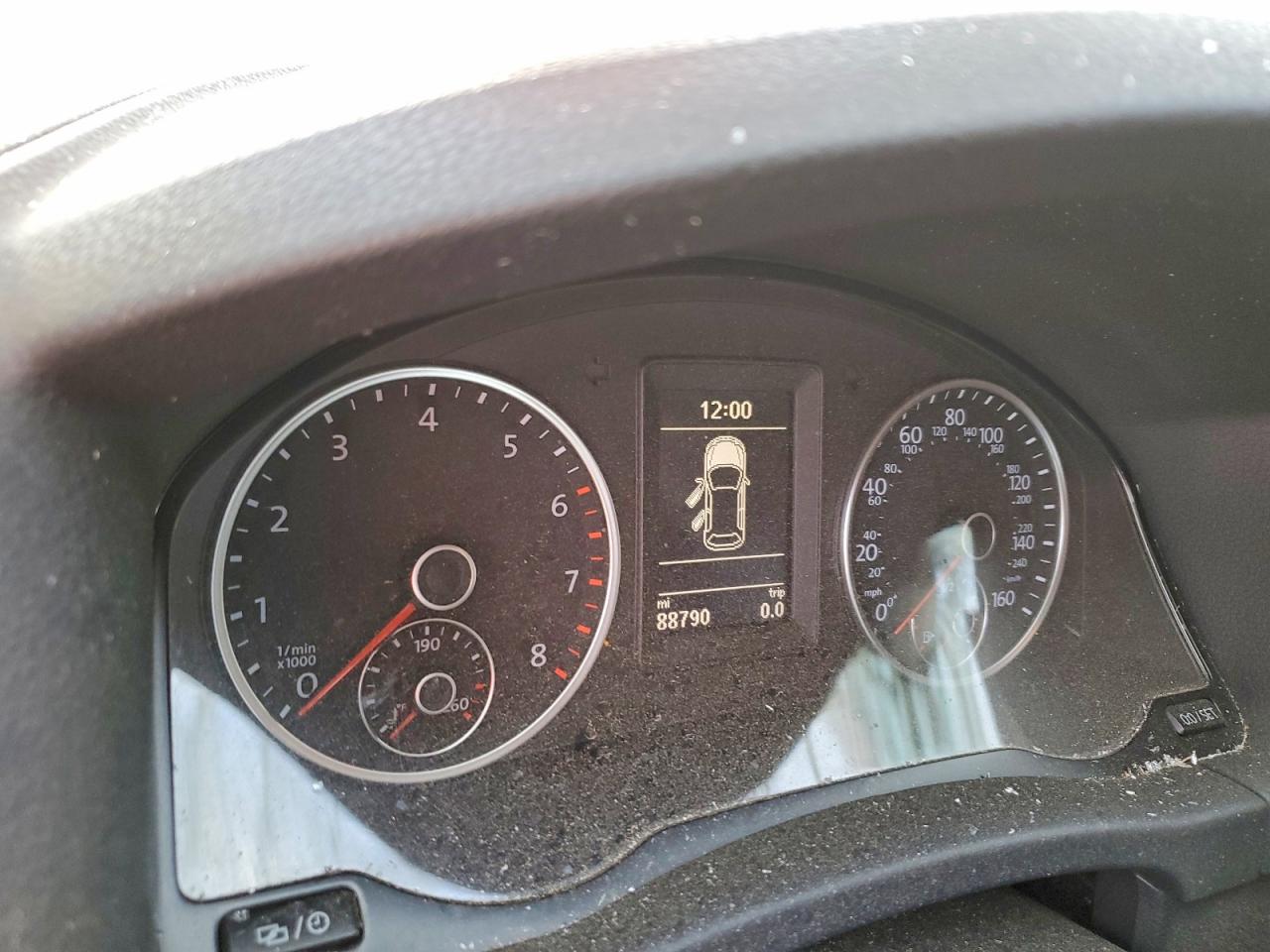Volkswagen Tiguan S