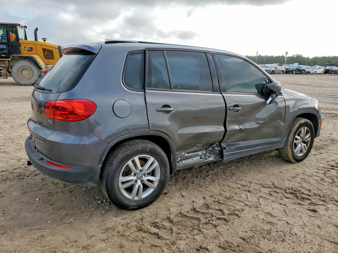 Volkswagen Tiguan S