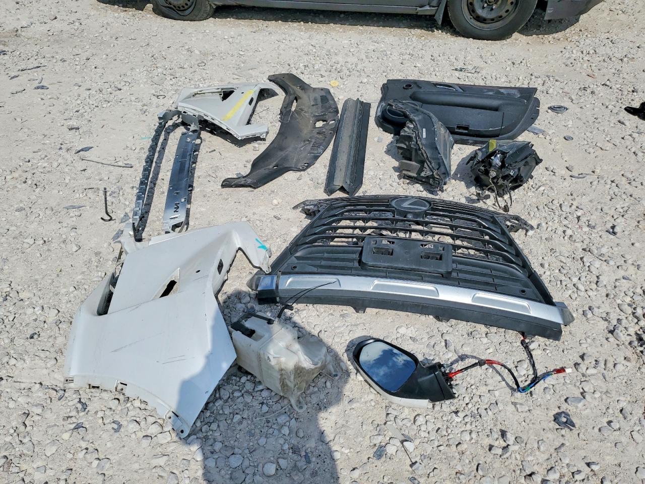 Lexus RX Base